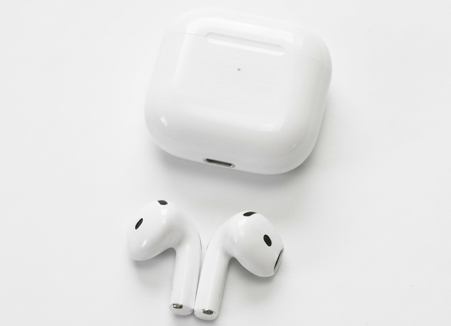Apple AirPods generasi ke 4 dengan ANC
