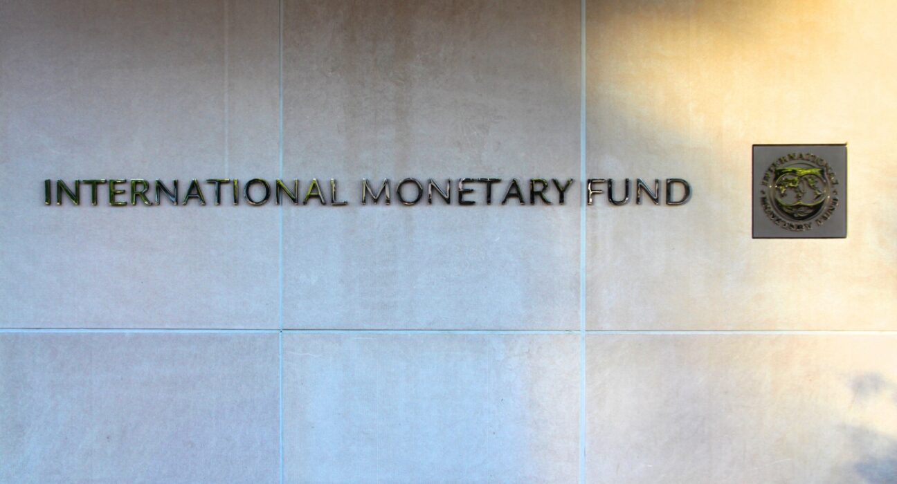 Gedung Kantor Pusat International Monetary Fund IMF di Washington DC
