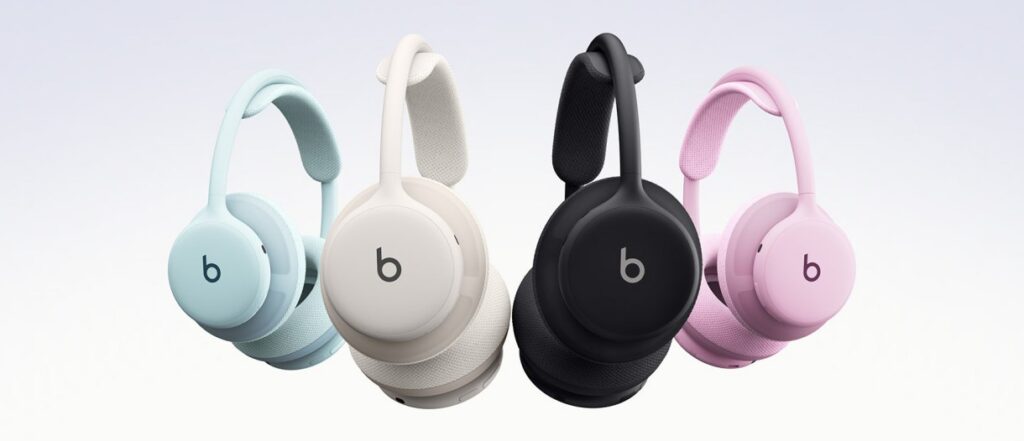Beats 360 warna Black, Cloud, Pink, dan Sky dengan cushion Performance Knit yang dapat diganti