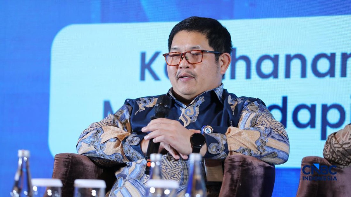Kepala DPMA Bank Indonesia Erwin Gunawan Hutapea dalam pemaparan kebijakan moneter