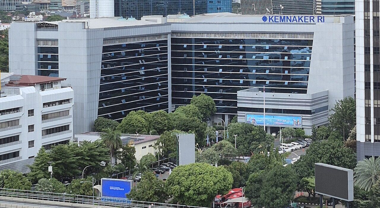 Gedung Kementerian Ketenagakerjaan Republik Indonesia di Jakarta tempat pembahasan formula Upah Minimum Provinsi