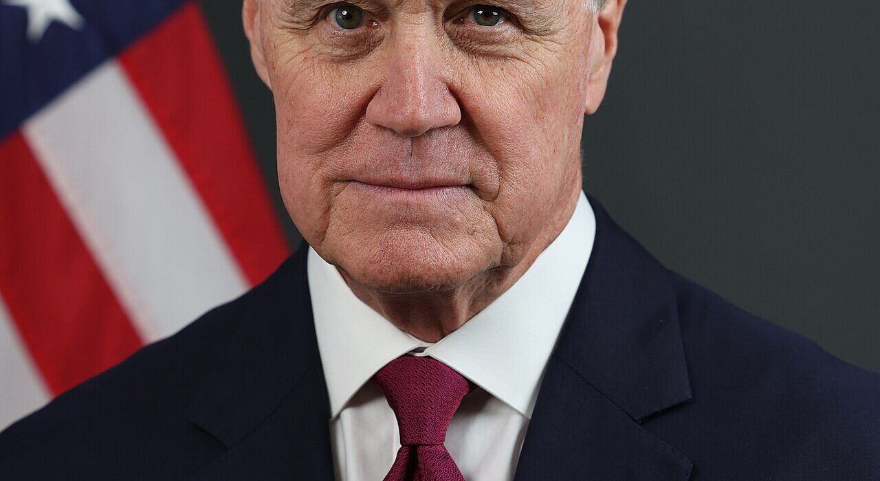 Duta Besar Amerika Serikat untuk China David Perdue memberikan klarifikasi resmi mengenai kebijakan luar negeri Washington terhadap Taiwan pasca-pertemuan bilateral Donald Trump dan Xi Jinping.