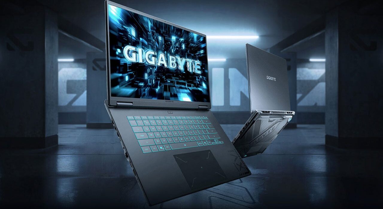 Gigabyte A16 Pro saat sedang menyala menampilkan wallpaper game