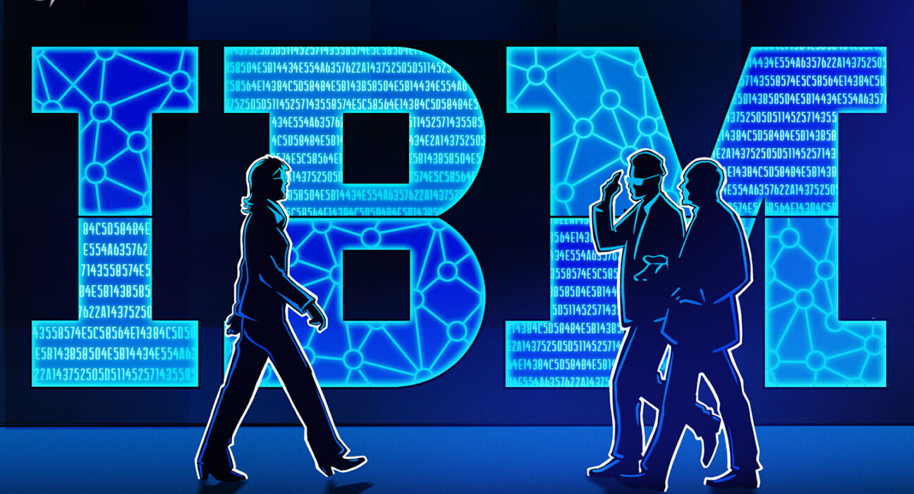 Sistem mainframe komputer IBM dengan logo blockchain modern