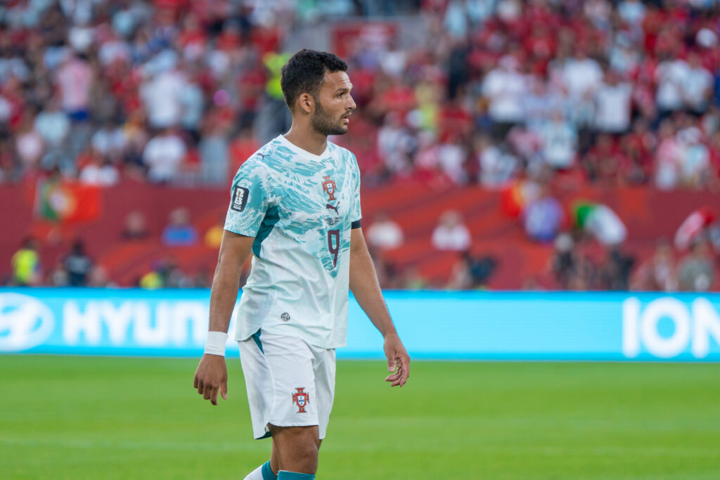 Aksi penyerang Portugal Goncalo Ramos dalam laga internasional di lapangan hijau
