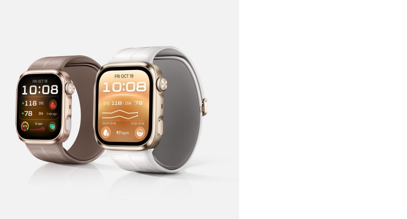 Huawei Watch D3 dengan manset udara untuk mengukur tekanan darah