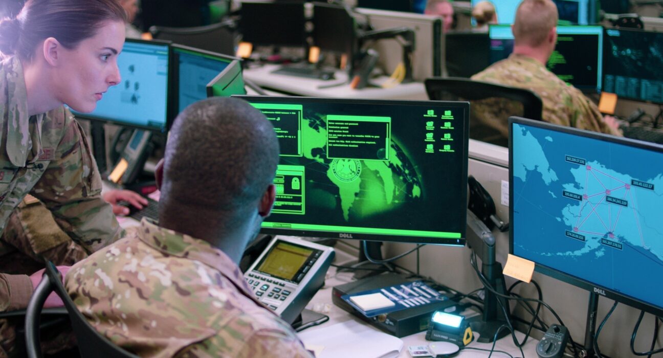 Pusat Operasi Keamanan Siber (SOC) menganalisis telemetri dan visibilitas kernel Windows
