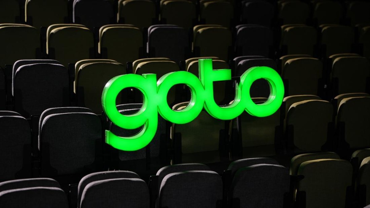 Kantor dan armada operasional PT GoTo Gojek Tokopedia Tbk