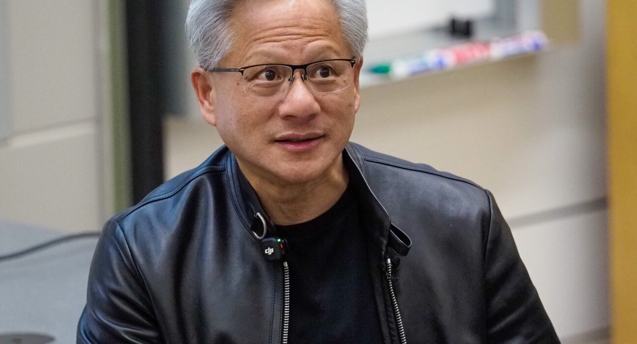 CEO Nvidia Jensen Huang perkenalkan arsitektur Open Agent Safety Platform dan sensor DPU BlueField-4 Sentry