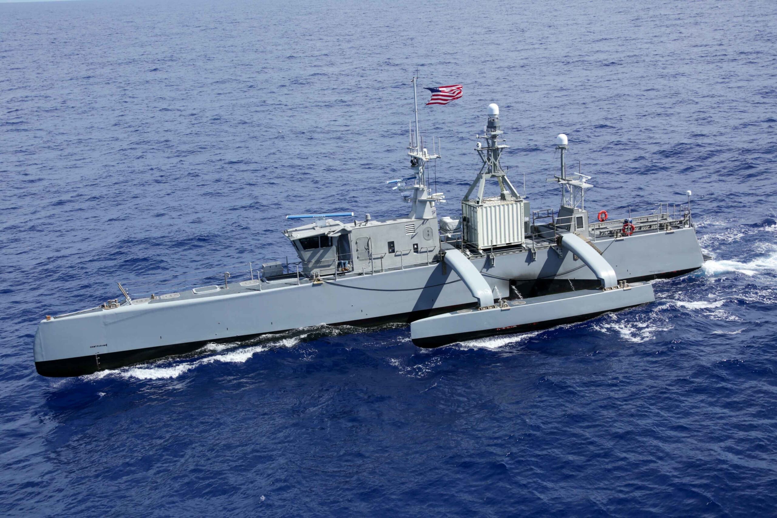 Kapal nirawak USV Sea Hunter yang menjadi platform pengujian sensor maritim cerdas SmartMast Quartermaster