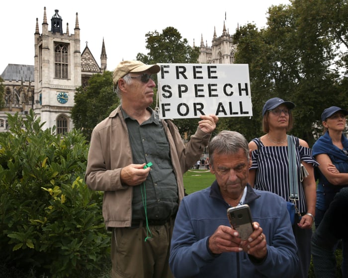 Aksi unjuk rasa warga di London menuntut perlindungan kebebasan berekspresi