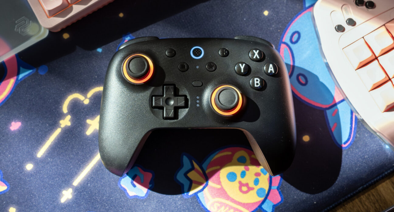 Kontroler nirkabel 8BitDo Ultimate 2 untuk konsol Nintendo Switch 2