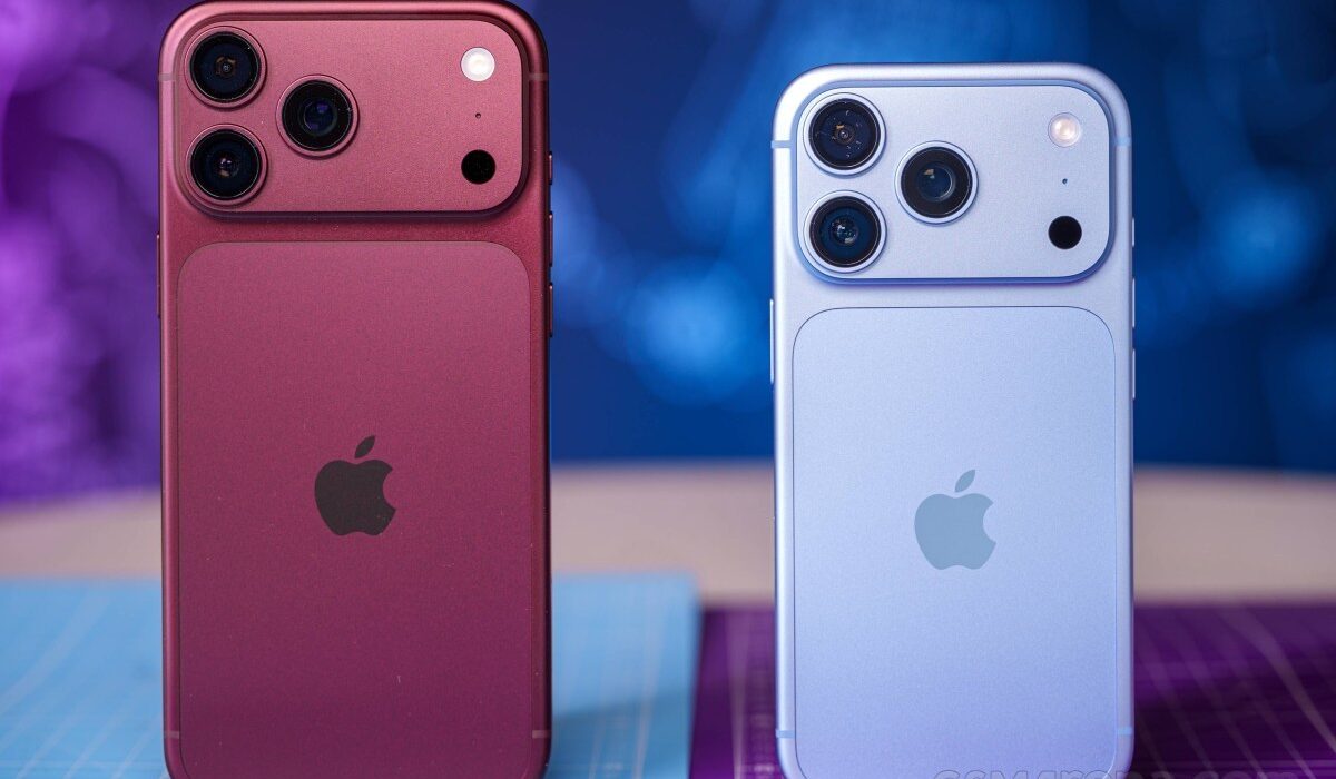 Lini iPhone 18 Pro dan iPhone 18 Pro Max yang mengalami penyesuaian volume pesanan komponen pada Oktober 2026