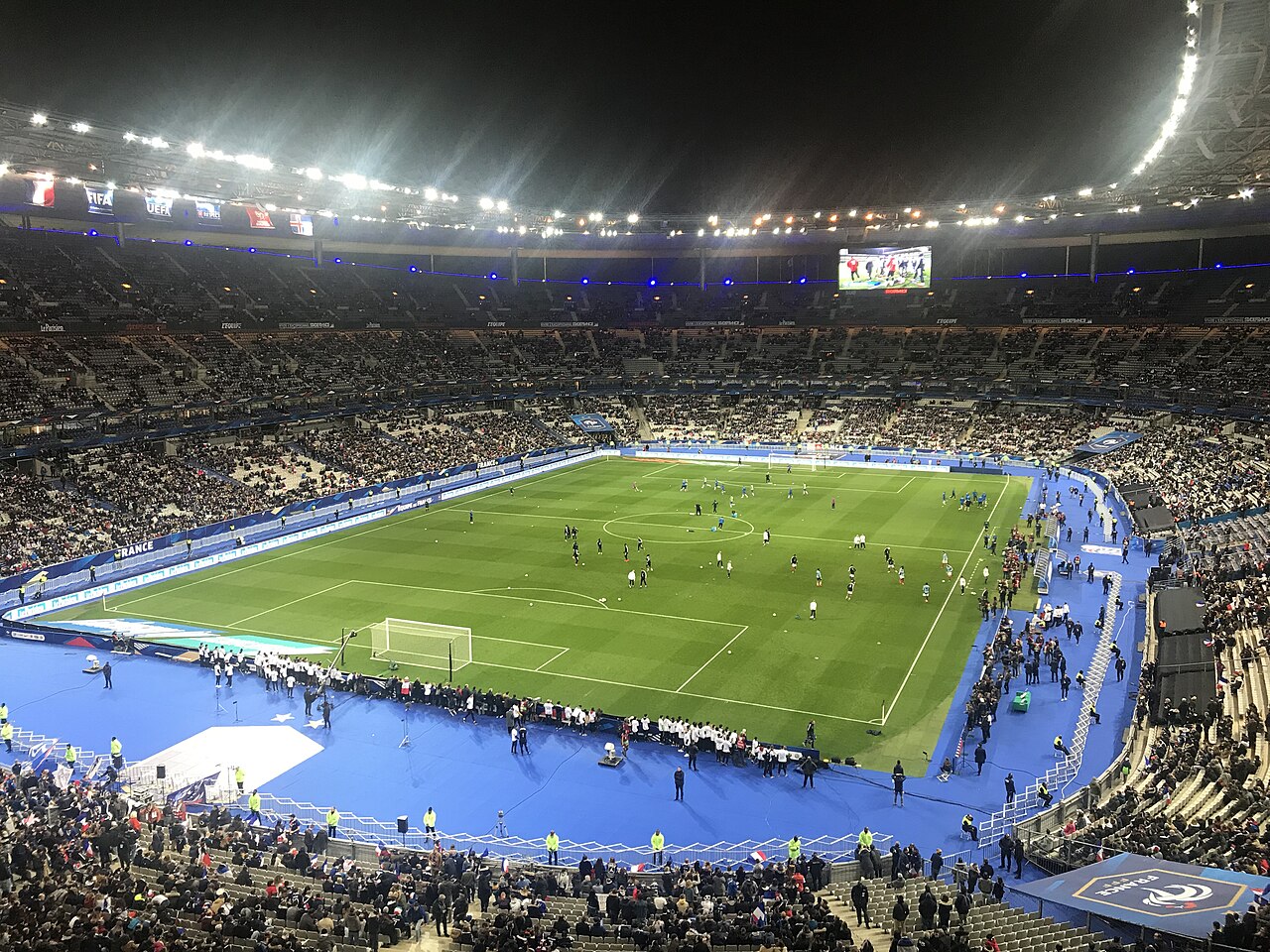 Suasana megah stadion Stade de France jelang laga Prancis vs Belgia Liga Negara UEFA