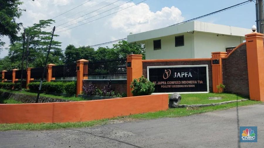 Fasilitas dan logo PT Japfa Comfeed Indonesia Tbk