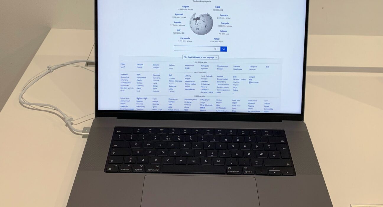 MacBook Pro Apple