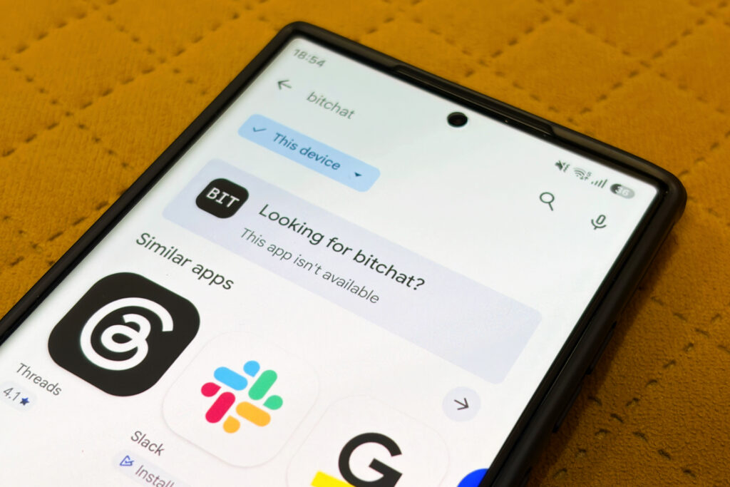 Aplikasi Bitchat karya Jack Dorsey tidak lagi tersedia di toko aplikasi India