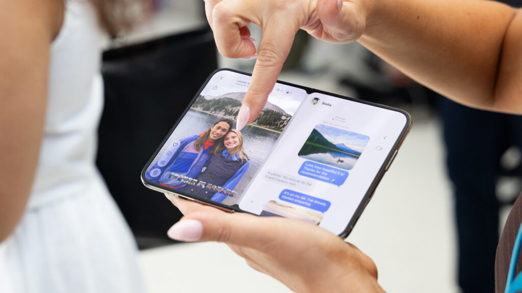 Perbandingan ukuran layar iPhone Duo dan iPad Mini dari Apple
