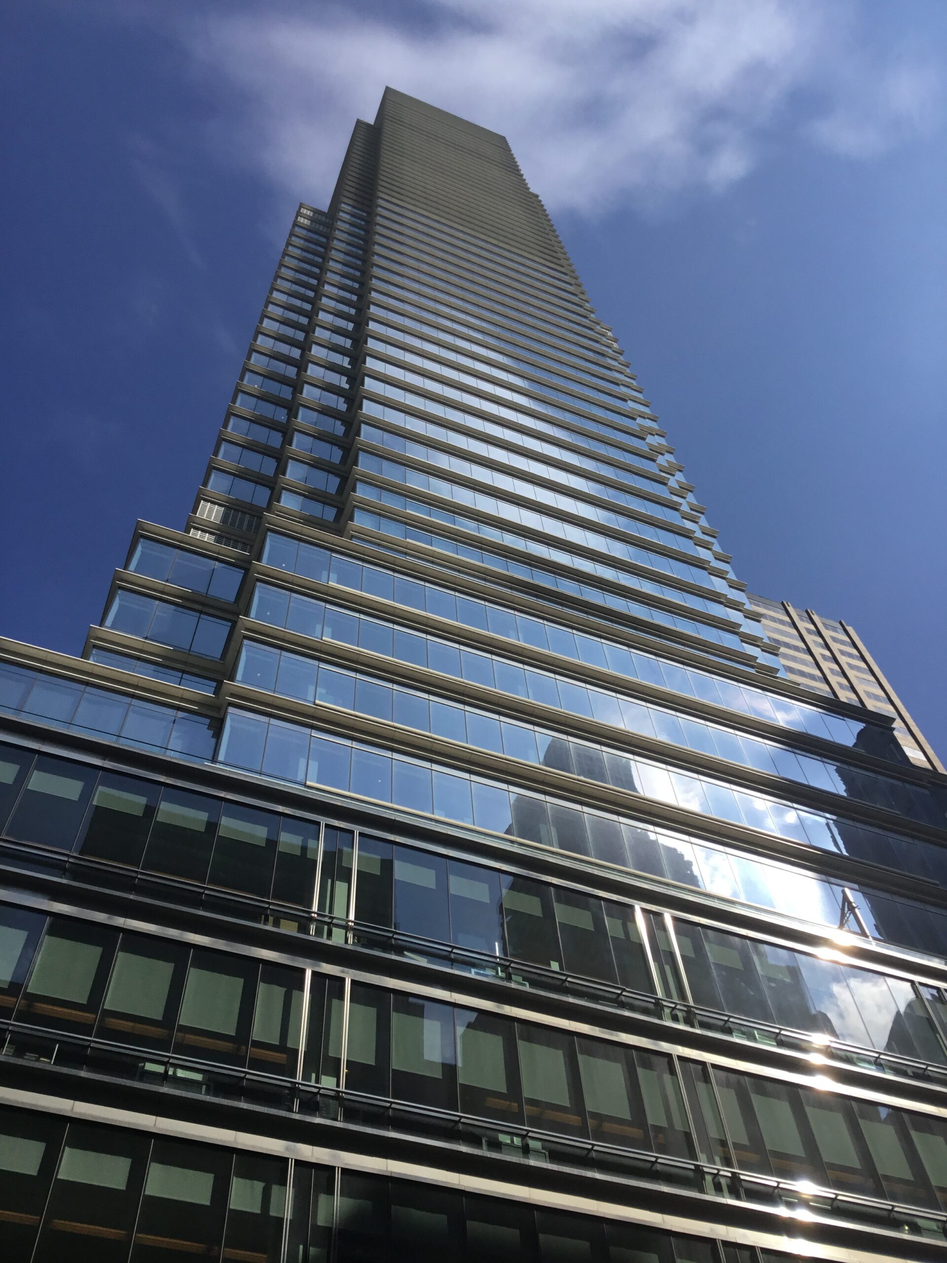 Gedung perkantoran Bloomberg Tower di New York