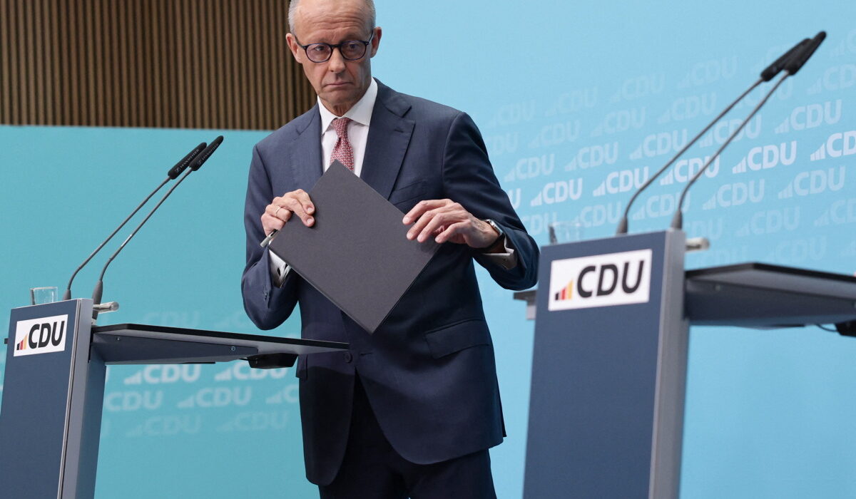 Kanselir Jerman Friedrich Merz menggelar konferensi pers di kantor pusat CDU Berlin pasca pemilu regional