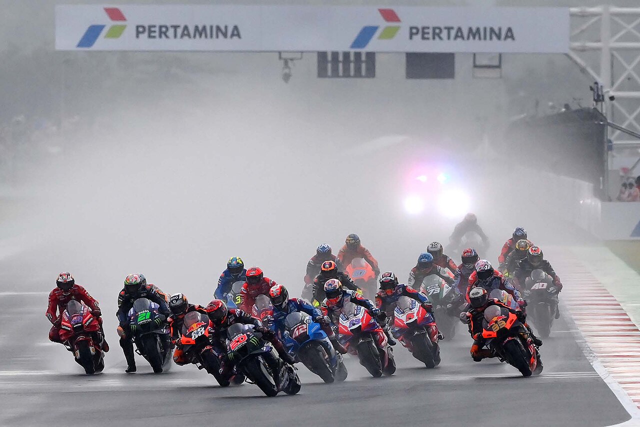 Aksi pembalap MotoGP di Sirkuit Internasional Pertamina Mandalika Lombok Nusa Tenggara Barat