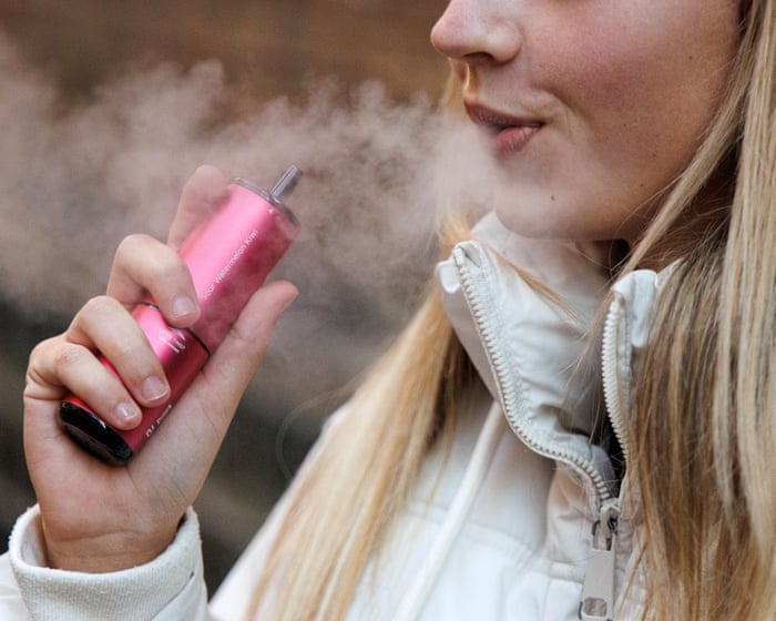 Potret penggunaan rokok elektronik di Inggris berdasarkan laporan data ONS