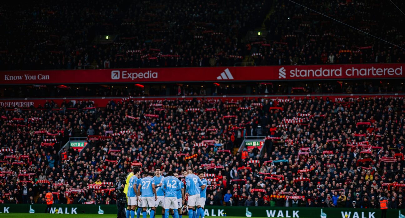 Skuad Manchester City berlaga dalam kompetisi Premier League