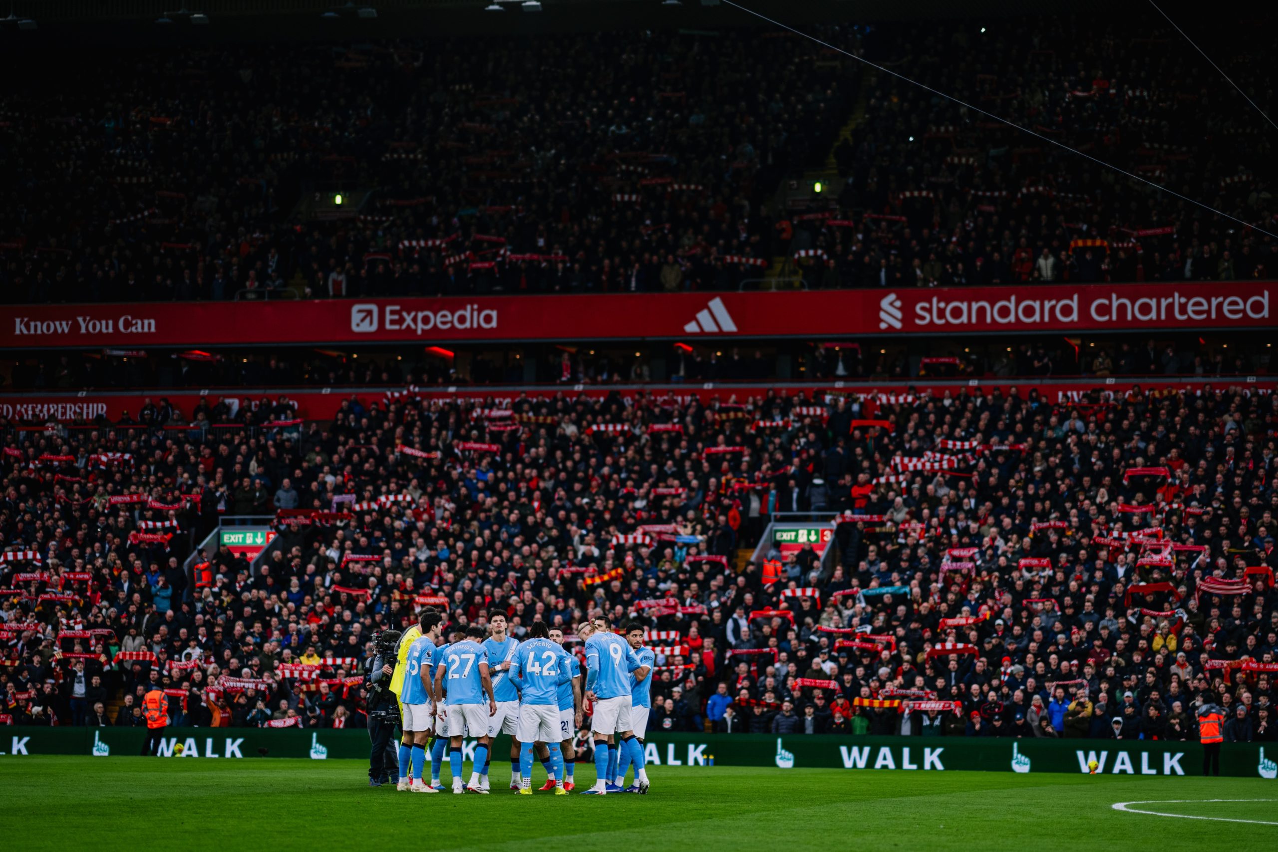 Skuad Manchester City berlaga dalam kompetisi Premier League