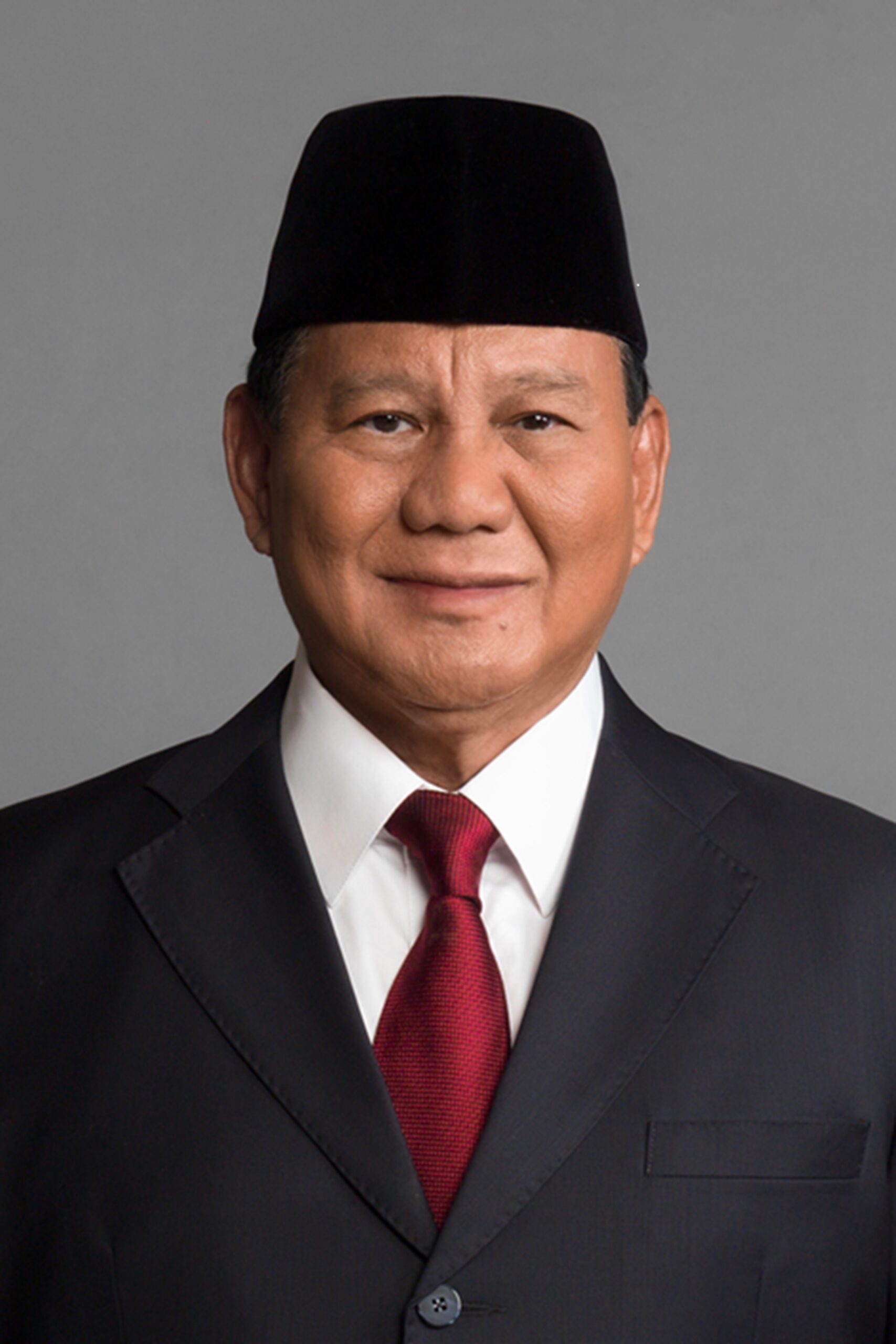 Presiden Prabowo Subianto saat memberikan pengarahan terkait penertiban kawasan hutan dan pemulihan keuangan negara