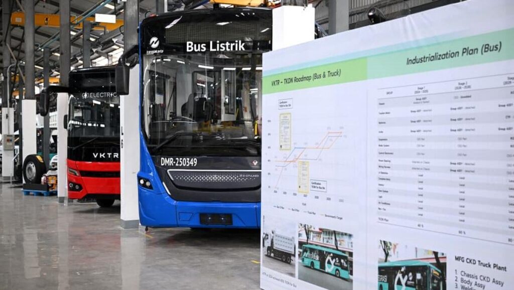 Fasilitas perakitan kendaraan komersial listrik PT VKTR Sakti Industries di Magelang Jawa Tengah