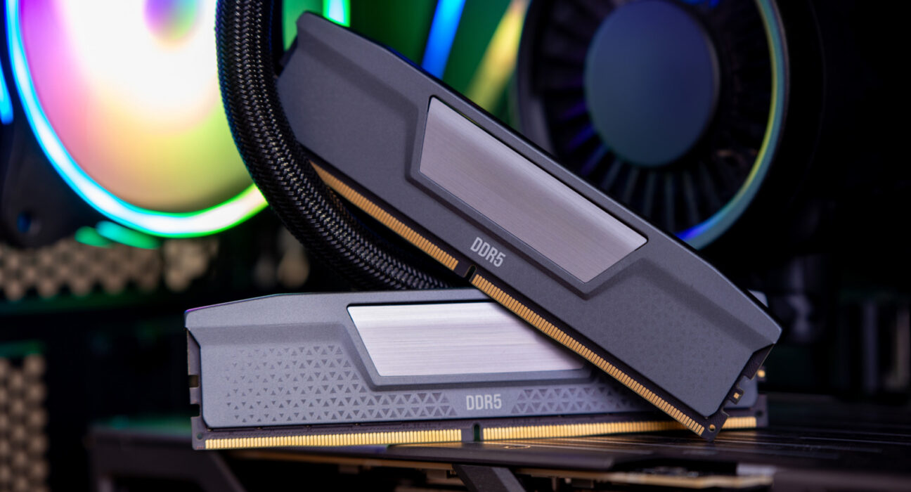Modul DDR5 RAM berkecepatan tinggi untuk pengujian benchmark performa gaming