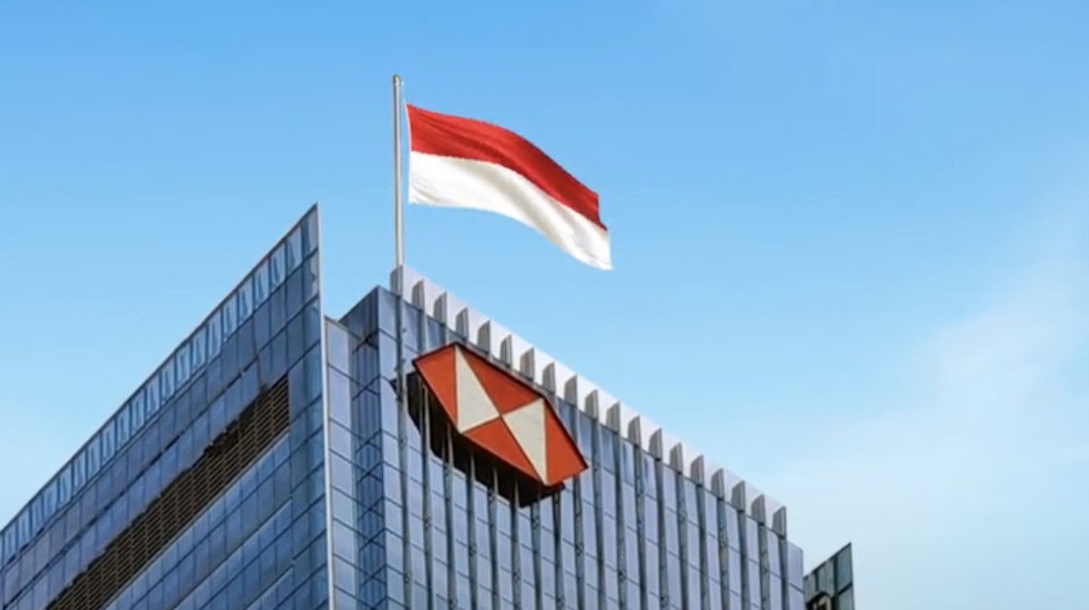 Gedung dan logo PT Bank HSBC Indonesia di Jakarta