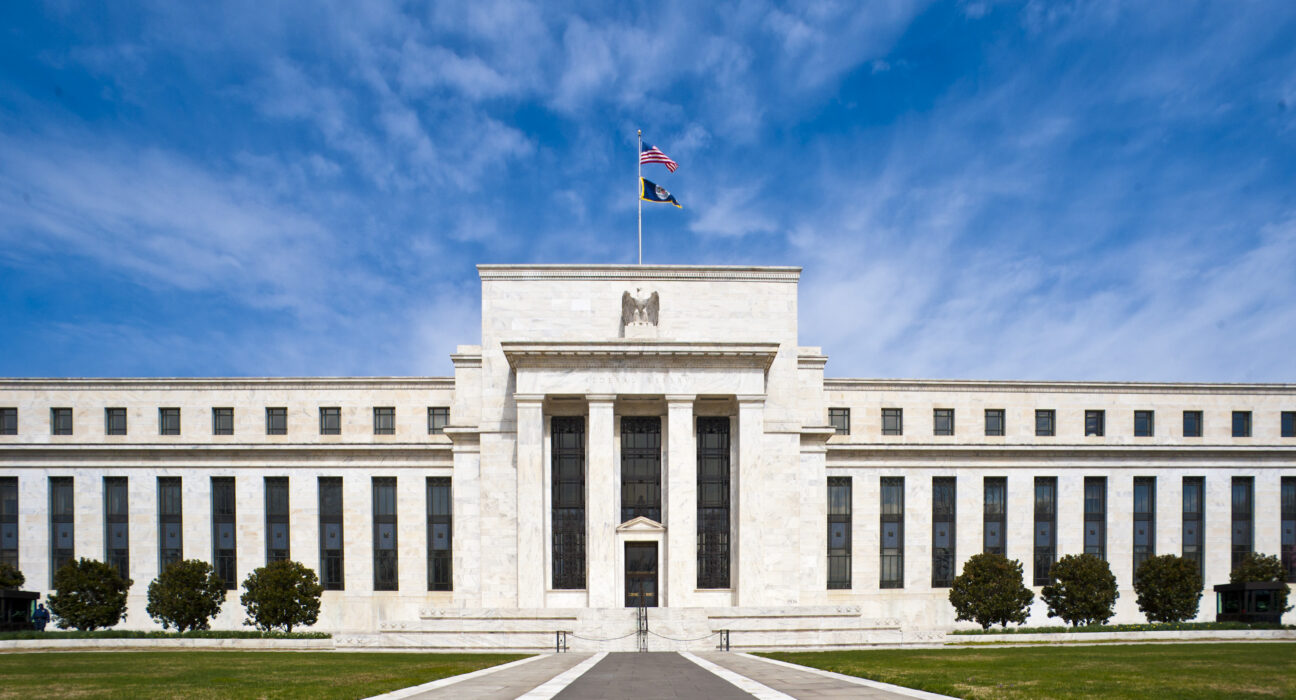 Gedung Federal Reserve Eccles Building di Washington D.C. pusat kebijakan moneter dan imbal hasil obligasi AS