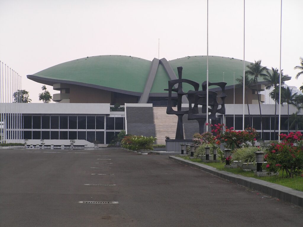 Gedung DPR MPR RI Senayan Jakarta tempat pengesahan Undang-Undang Perlindungan Ketenagakerjaan baru